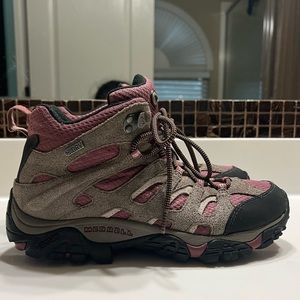 Merrell Moab 2 High Top waterproof Boulder/Blush size 9 Hiking boot